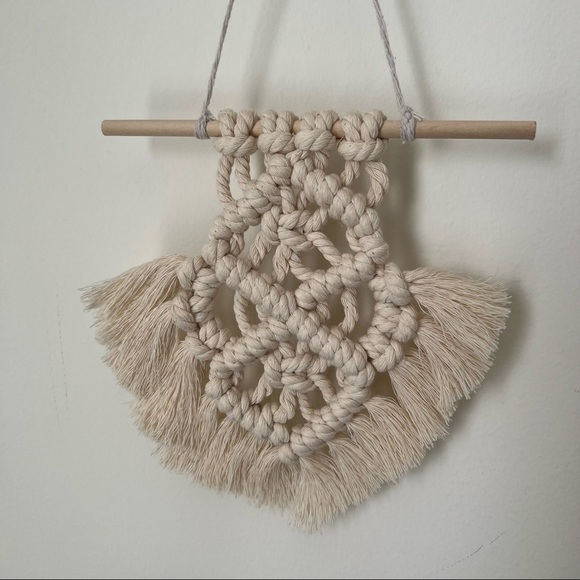 Mini Macrame Wall Hang - Picture 2 of 2